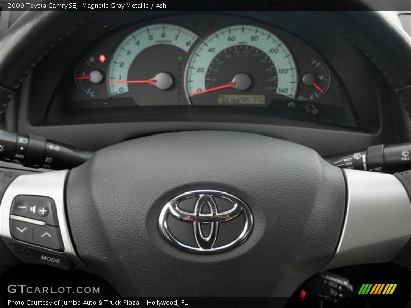 Magnetic Gray Metallic / Ash 2009 Toyota Camry SE