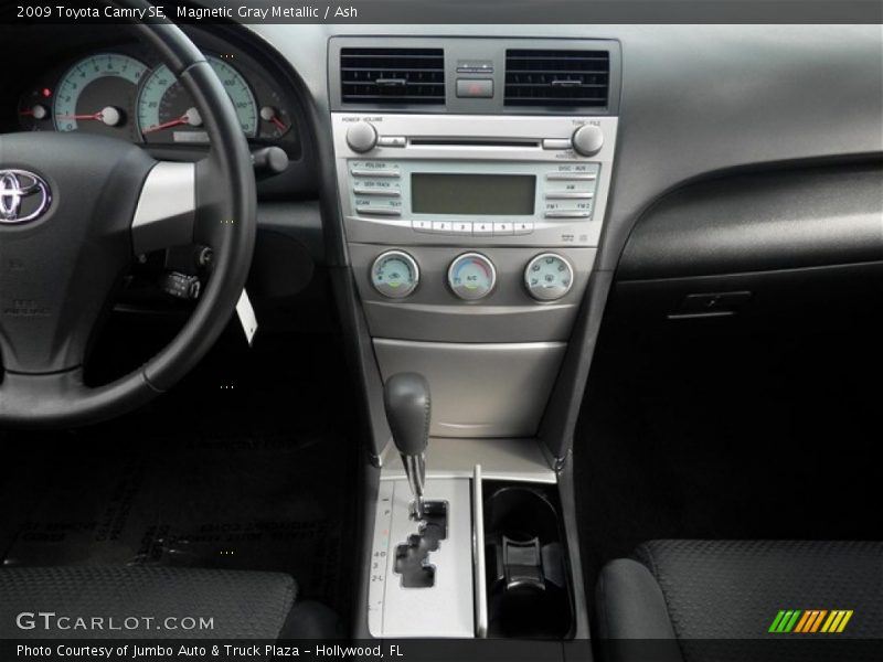Magnetic Gray Metallic / Ash 2009 Toyota Camry SE