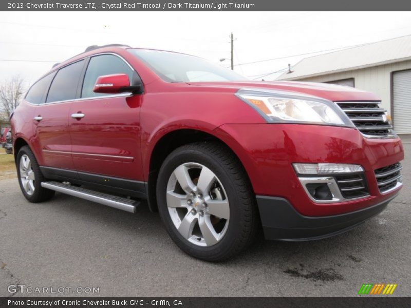 Front 3/4 View of 2013 Traverse LTZ
