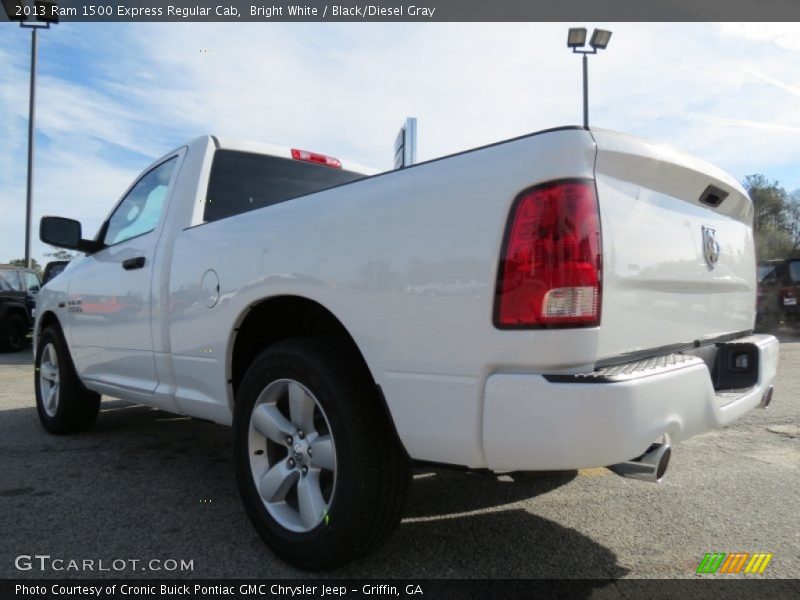 Bright White / Black/Diesel Gray 2013 Ram 1500 Express Regular Cab
