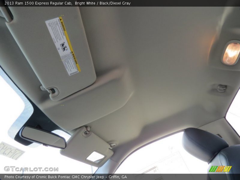 Bright White / Black/Diesel Gray 2013 Ram 1500 Express Regular Cab