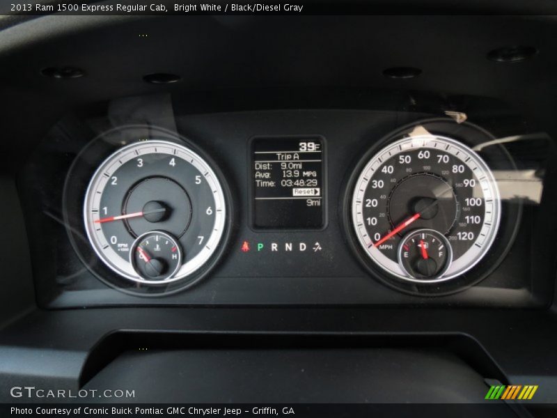 Bright White / Black/Diesel Gray 2013 Ram 1500 Express Regular Cab