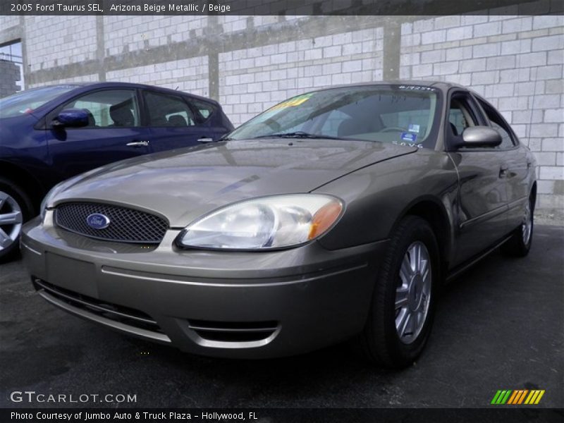 Arizona Beige Metallic / Beige 2005 Ford Taurus SEL