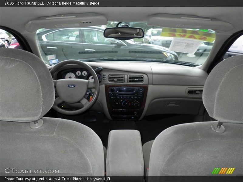 Arizona Beige Metallic / Beige 2005 Ford Taurus SEL