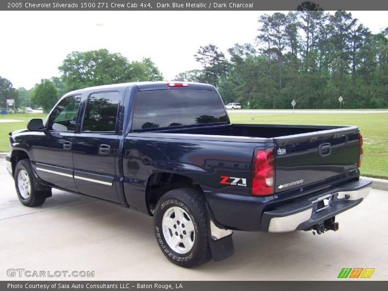 Dark Blue Metallic / Dark Charcoal 2005 Chevrolet Silverado 1500 Z71 Crew Cab 4x4