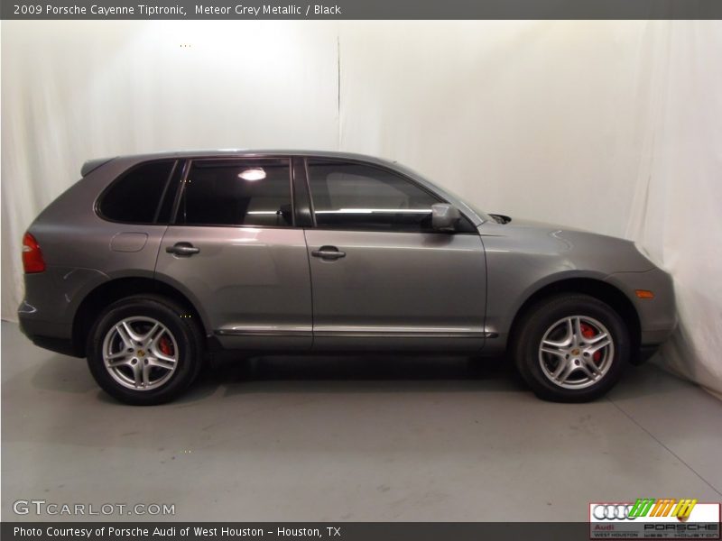 Meteor Grey Metallic / Black 2009 Porsche Cayenne Tiptronic