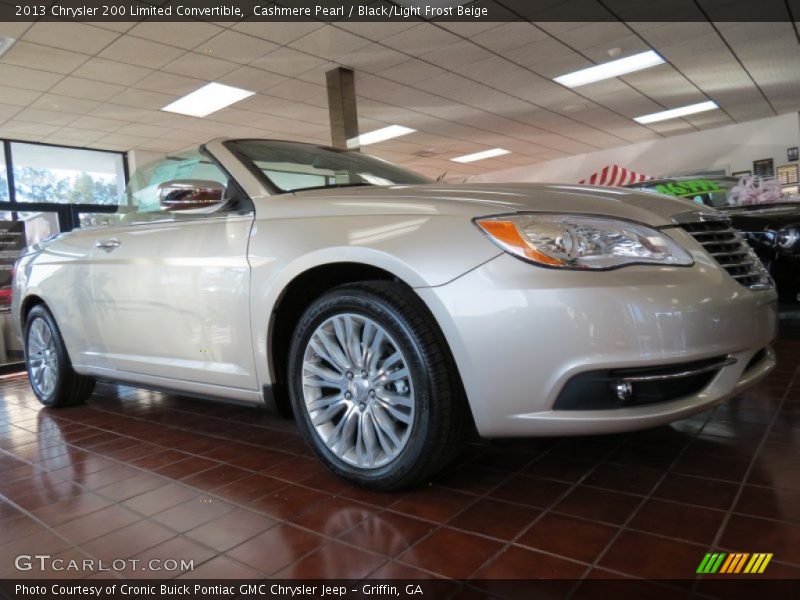 Cashmere Pearl / Black/Light Frost Beige 2013 Chrysler 200 Limited Convertible