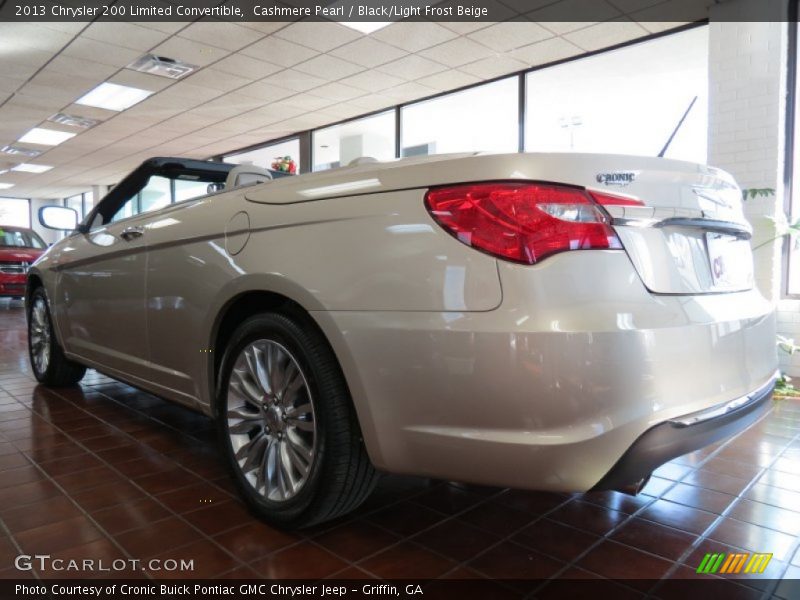 Cashmere Pearl / Black/Light Frost Beige 2013 Chrysler 200 Limited Convertible