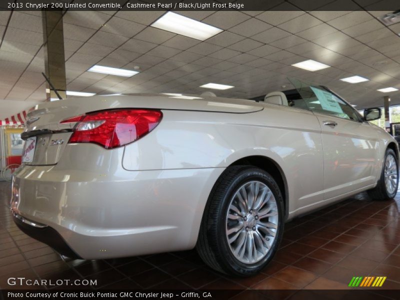 Cashmere Pearl / Black/Light Frost Beige 2013 Chrysler 200 Limited Convertible
