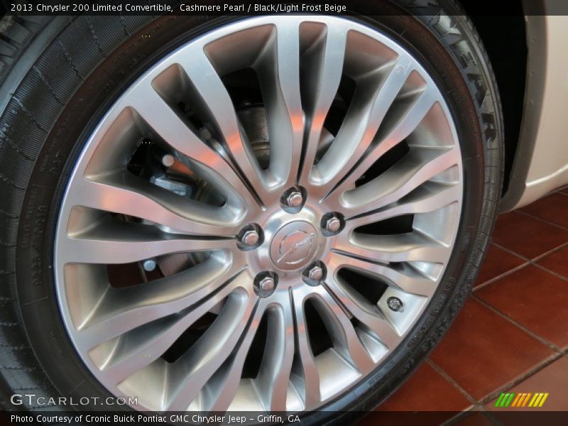 Cashmere Pearl / Black/Light Frost Beige 2013 Chrysler 200 Limited Convertible