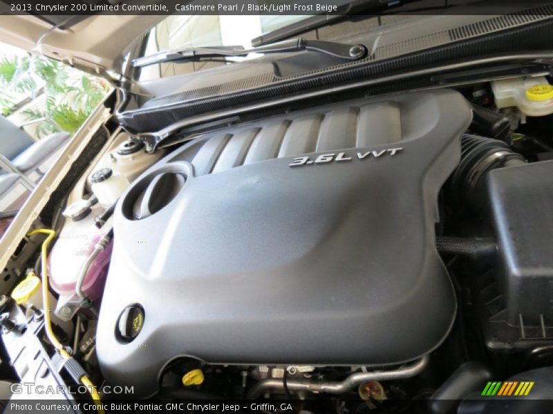 Cashmere Pearl / Black/Light Frost Beige 2013 Chrysler 200 Limited Convertible