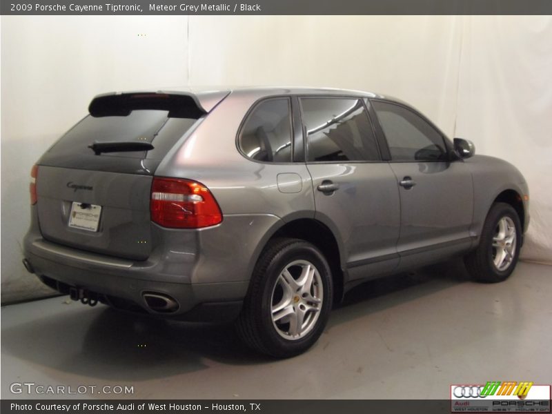 Meteor Grey Metallic / Black 2009 Porsche Cayenne Tiptronic