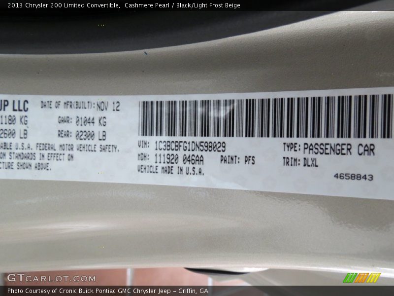 Cashmere Pearl / Black/Light Frost Beige 2013 Chrysler 200 Limited Convertible