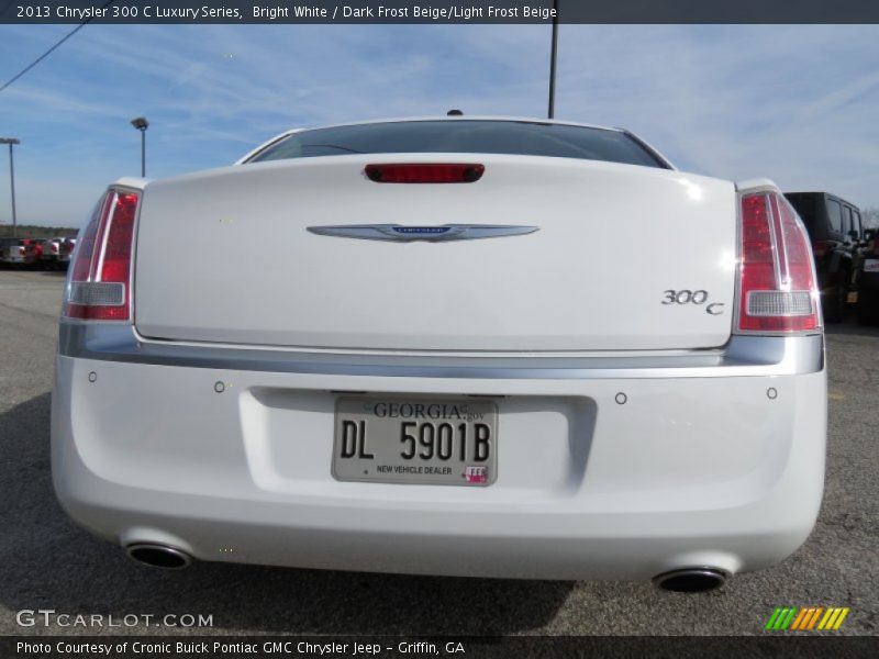 Bright White / Dark Frost Beige/Light Frost Beige 2013 Chrysler 300 C Luxury Series