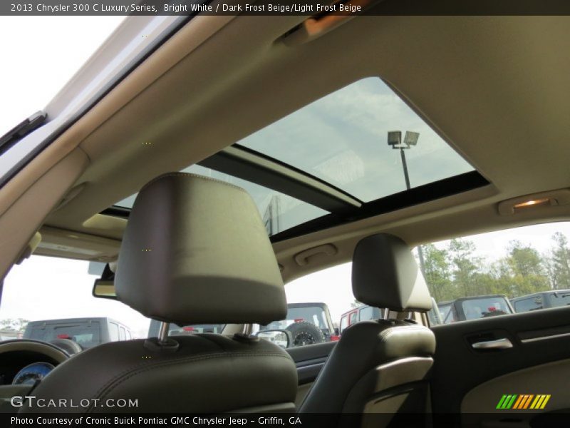 Sunroof of 2013 300 C Luxury Series