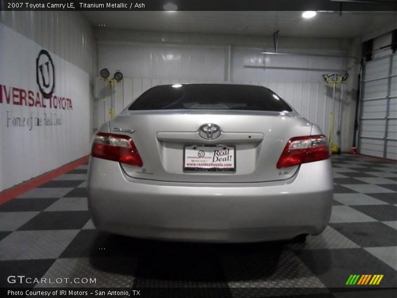 Titanium Metallic / Ash 2007 Toyota Camry LE