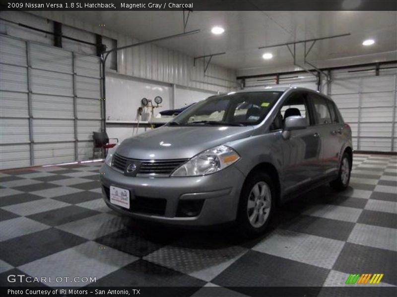 Magnetic Gray / Charcoal 2009 Nissan Versa 1.8 SL Hatchback