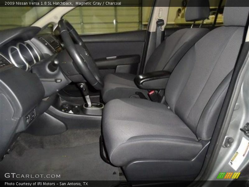 Magnetic Gray / Charcoal 2009 Nissan Versa 1.8 SL Hatchback