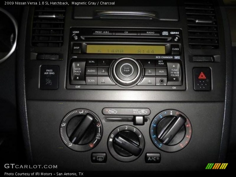 Magnetic Gray / Charcoal 2009 Nissan Versa 1.8 SL Hatchback