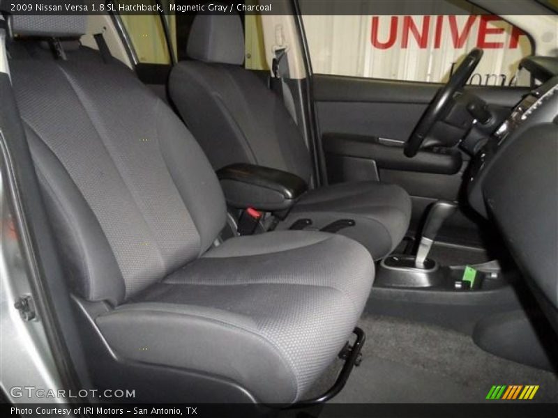 Magnetic Gray / Charcoal 2009 Nissan Versa 1.8 SL Hatchback