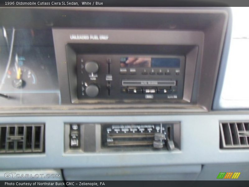 White / Blue 1996 Oldsmobile Cutlass Ciera SL Sedan