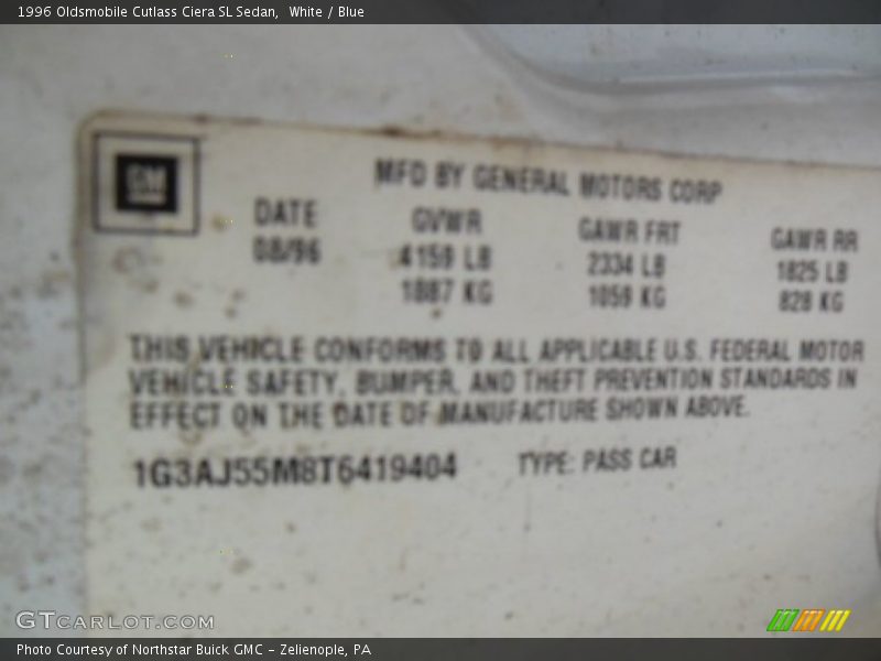 White / Blue 1996 Oldsmobile Cutlass Ciera SL Sedan
