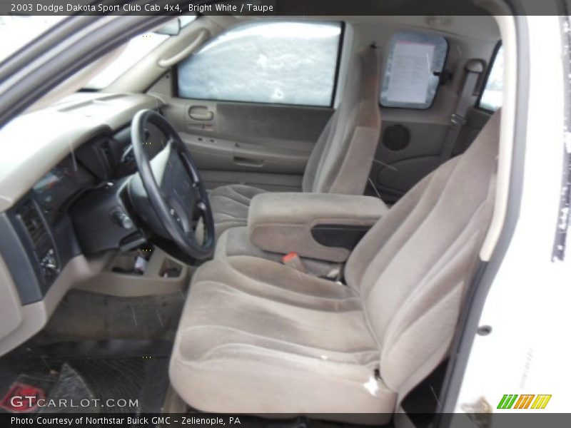 Bright White / Taupe 2003 Dodge Dakota Sport Club Cab 4x4