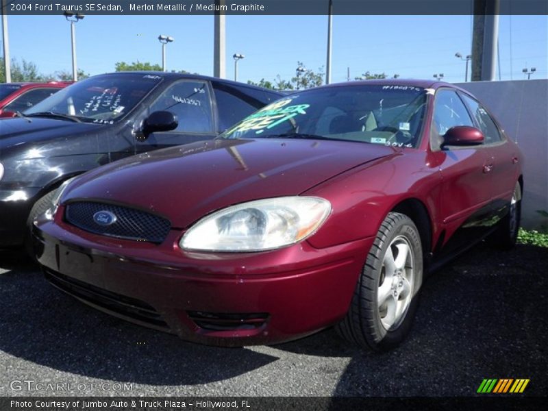 Merlot Metallic / Medium Graphite 2004 Ford Taurus SE Sedan