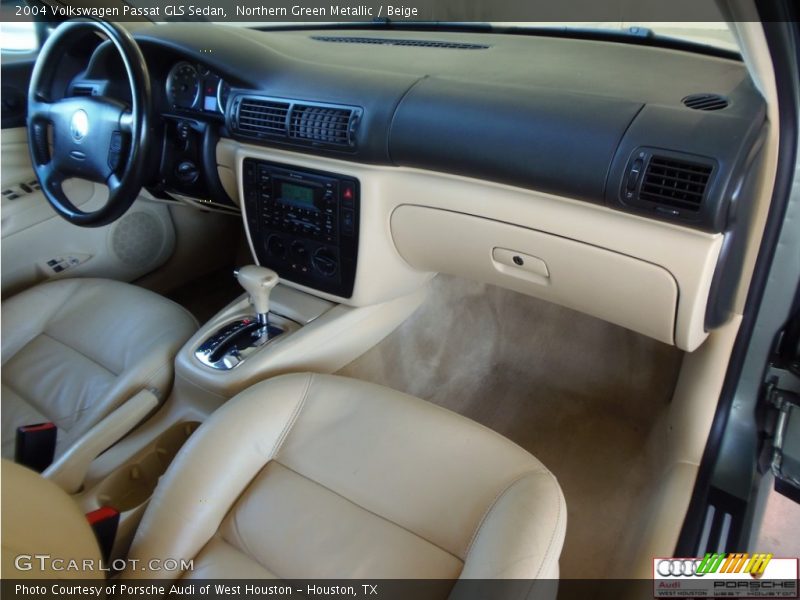Northern Green Metallic / Beige 2004 Volkswagen Passat GLS Sedan