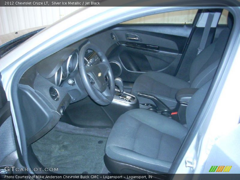 Silver Ice Metallic / Jet Black 2012 Chevrolet Cruze LT