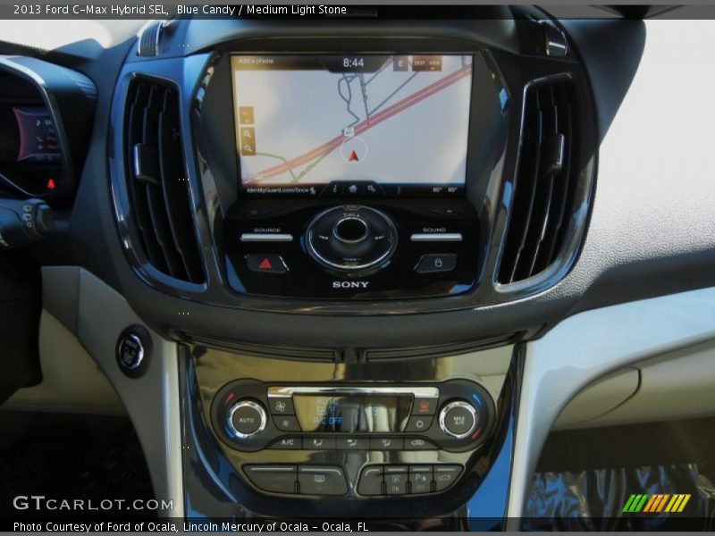 Navigation of 2013 C-Max Hybrid SEL