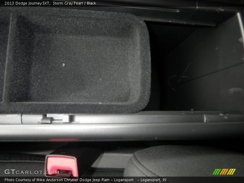 Storm Gray Pearl / Black 2013 Dodge Journey SXT