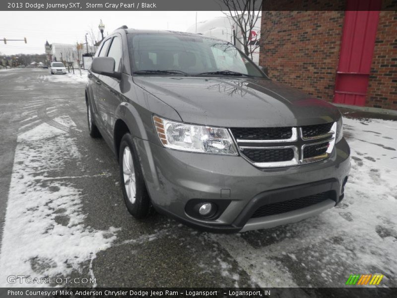 Storm Gray Pearl / Black 2013 Dodge Journey SXT