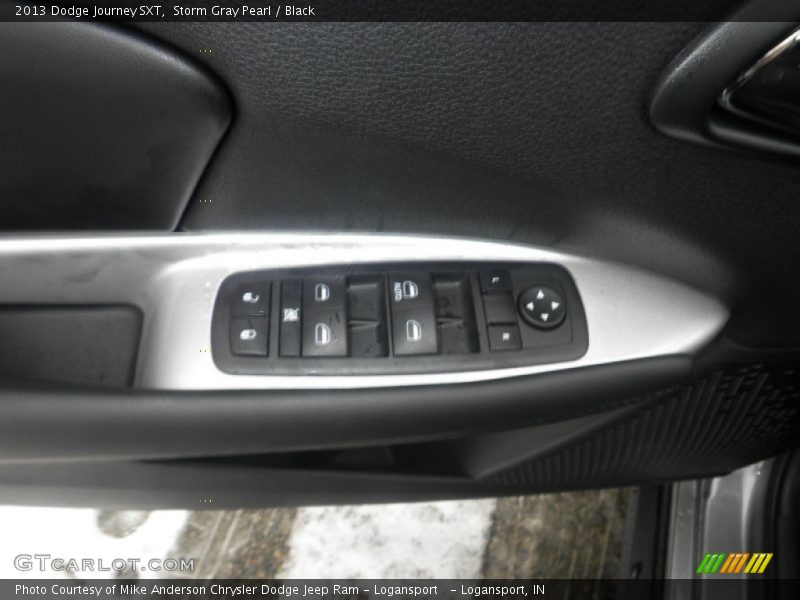 Storm Gray Pearl / Black 2013 Dodge Journey SXT