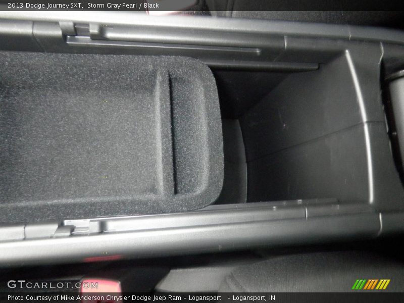 Storm Gray Pearl / Black 2013 Dodge Journey SXT