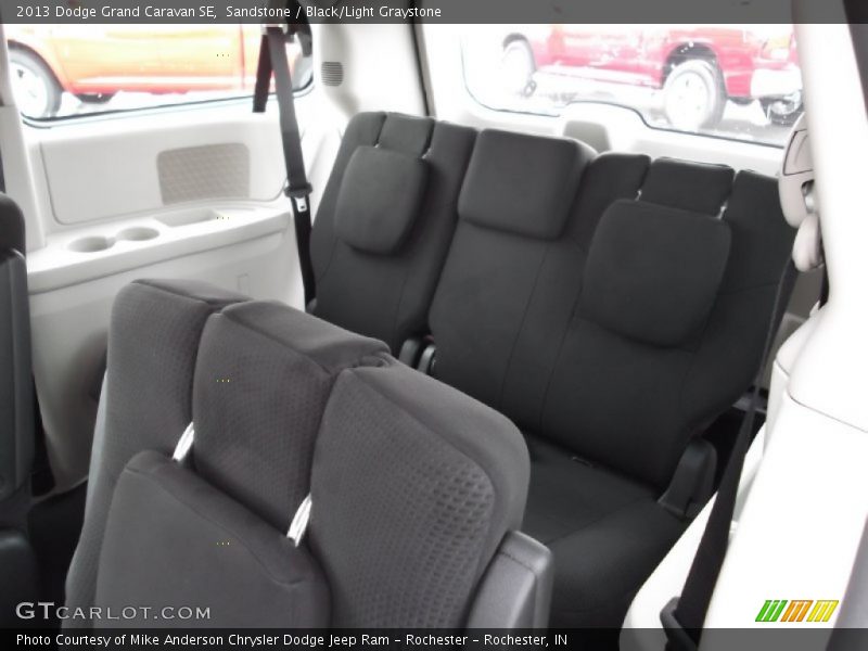 Sandstone / Black/Light Graystone 2013 Dodge Grand Caravan SE