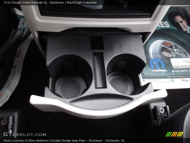 Sandstone / Black/Light Graystone 2013 Dodge Grand Caravan SE