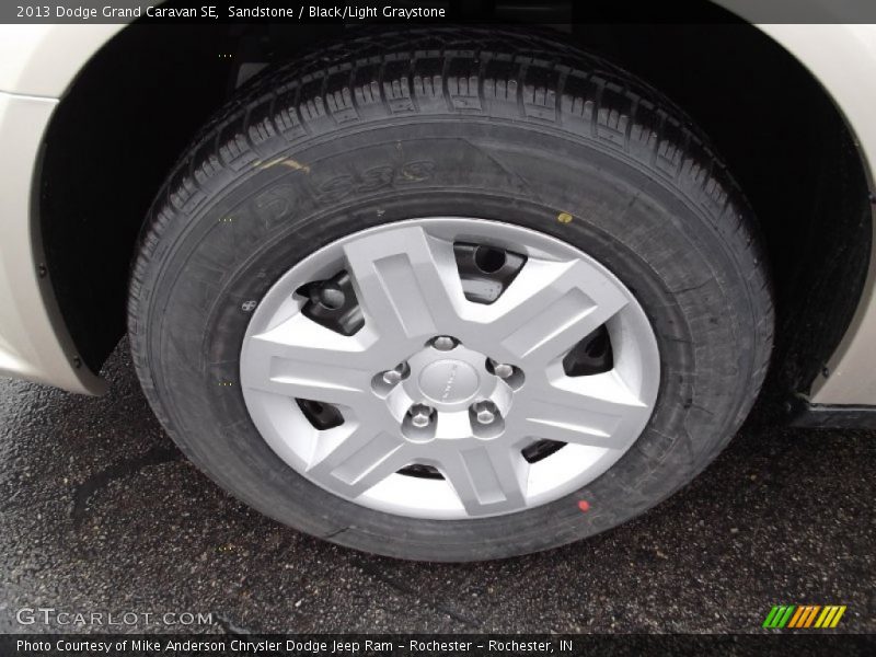 Sandstone / Black/Light Graystone 2013 Dodge Grand Caravan SE