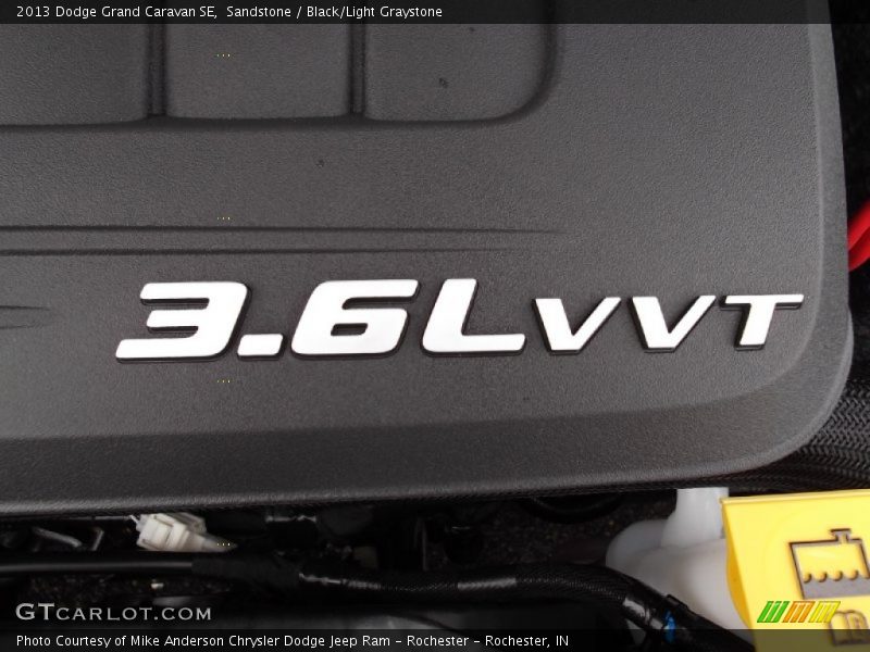 Sandstone / Black/Light Graystone 2013 Dodge Grand Caravan SE