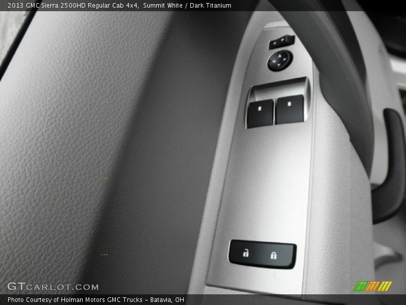 Summit White / Dark Titanium 2013 GMC Sierra 2500HD Regular Cab 4x4