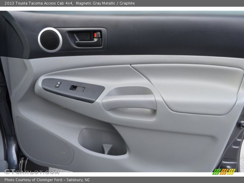 Magnetic Gray Metallic / Graphite 2013 Toyota Tacoma Access Cab 4x4