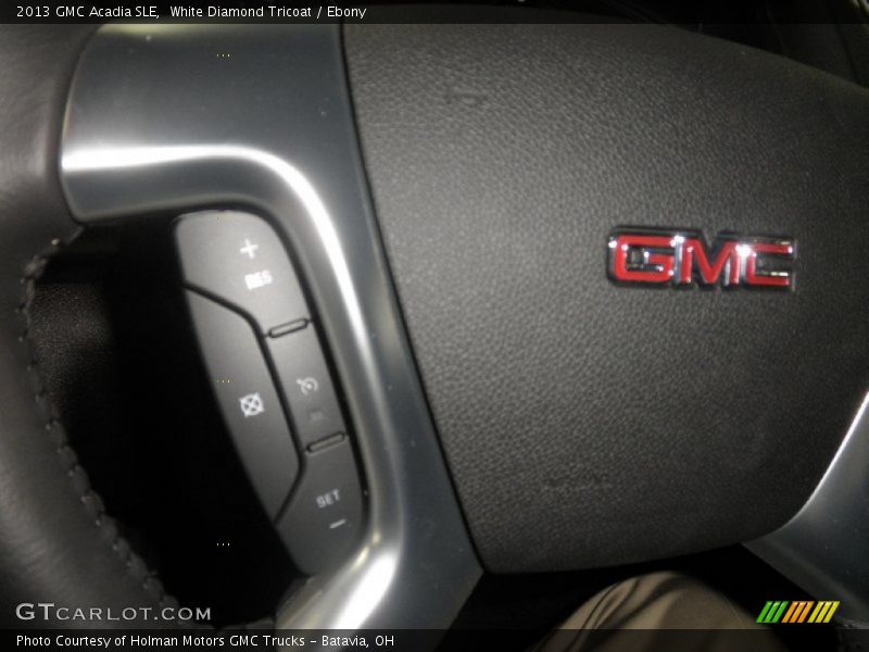 White Diamond Tricoat / Ebony 2013 GMC Acadia SLE