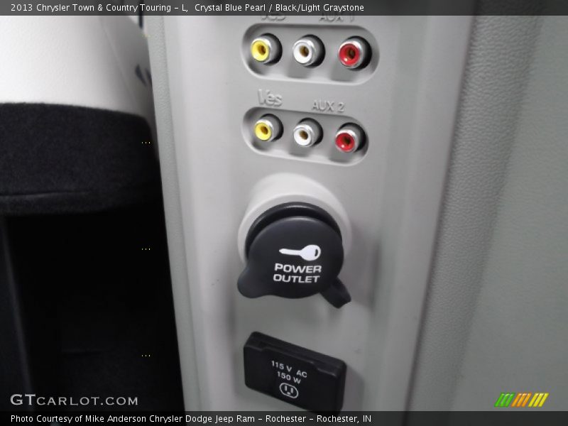 Crystal Blue Pearl / Black/Light Graystone 2013 Chrysler Town & Country Touring - L