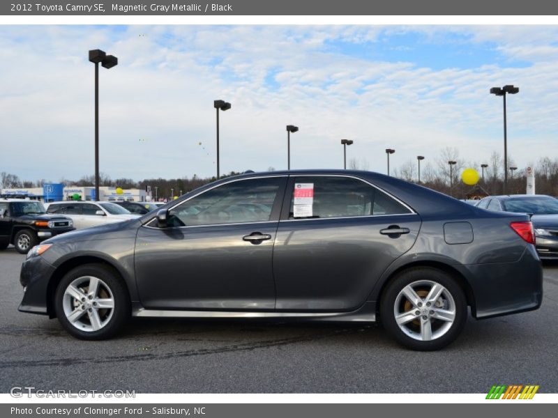 Magnetic Gray Metallic / Black 2012 Toyota Camry SE