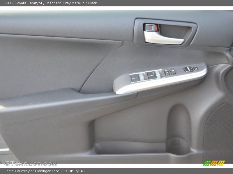 Magnetic Gray Metallic / Black 2012 Toyota Camry SE