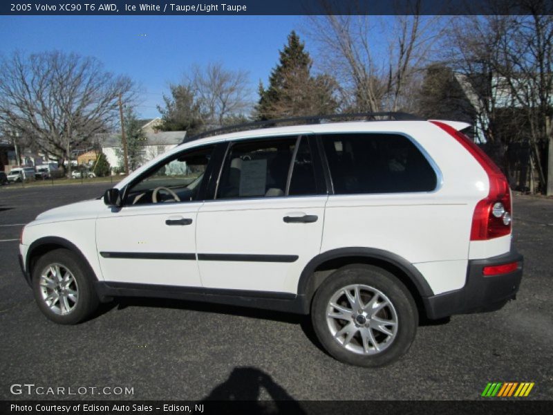 Ice White / Taupe/Light Taupe 2005 Volvo XC90 T6 AWD