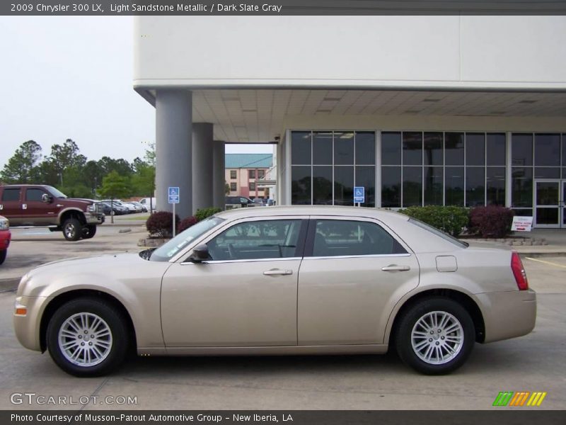 Light Sandstone Metallic / Dark Slate Gray 2009 Chrysler 300 LX