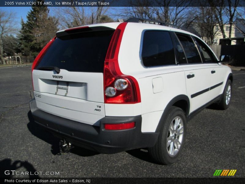 Ice White / Taupe/Light Taupe 2005 Volvo XC90 T6 AWD