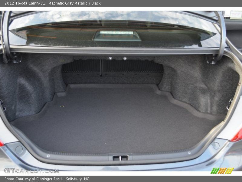 Magnetic Gray Metallic / Black 2012 Toyota Camry SE