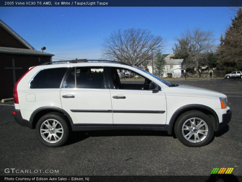 Ice White / Taupe/Light Taupe 2005 Volvo XC90 T6 AWD